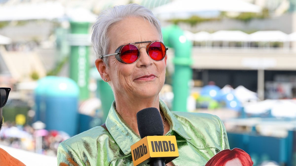 Jamie Lee Curtis Shouldn't Have To Apologize For Calling The MCU 'Bad'