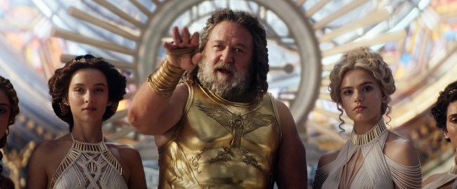 Russell Crowe on Actors Complaining About Starring in Superhero Films: You’re ‘Here for the Wrong Reasons’ If You Expect It to Be ‘Life-Changing’